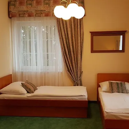 ホテル Eurohotel 3*