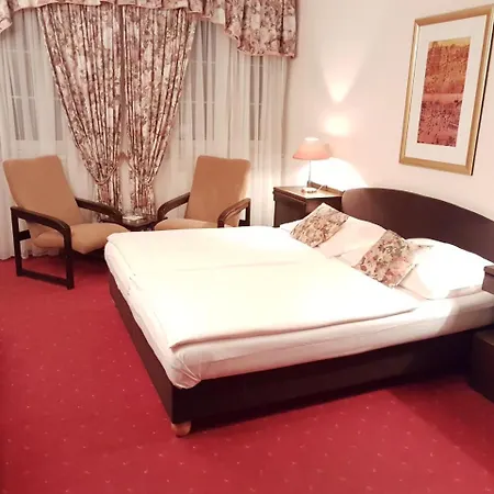 ホテル Eurohotel カルロヴィ・ヴァリ